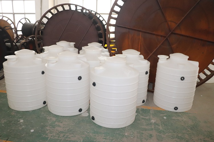 塑料水箱製（zhì）作工藝之滾塑工藝